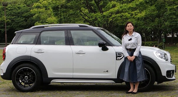 竹岡 圭の今日もクルマと・・・私の愛車MINIクロスオーバーをご覧ください! （2019/05/14）