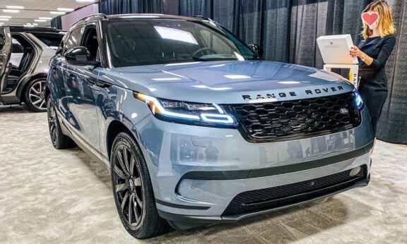 The 2020 Land Rover Range Rover Velar Luxury SUV Walkaround｜312Drive（2019/12/24）