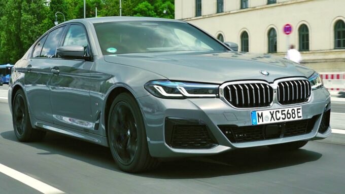 2021 BMW 5 Series - New BMW FLAGSHIP Ready To Fight E-CLASS｜AutoShow（2020/08/12）